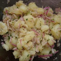 British Old-fashioned Potato Salad Appetizer