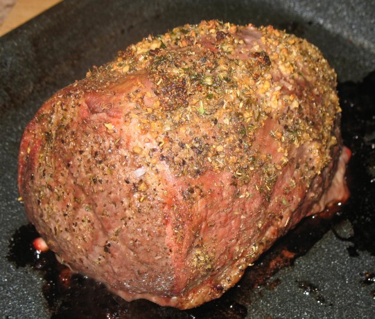 French Garlic Crust Prime Rib Appetizer