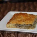 British Tourte to the Sausage Meat and Mushrooms Appetizer