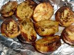 American Roasted Potato Wedges with Herbs Appetizer