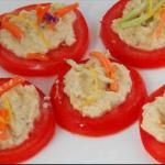 Tomato Slices with Chickpea Slather recipe