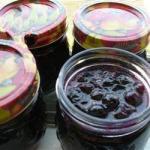 Canadian Huckleberry Jam Dessert