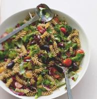 Mediterranean Whole-wheat Pasta Salad Appetizer