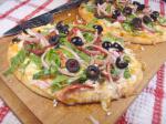 Greekstyle Spinacholive Pizza vegetarian recipe