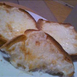 American Easy Cheesy Garlic Bread Breakfast