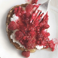 Canadian Toast with Goat Cheese and Raspberries Breakfast
