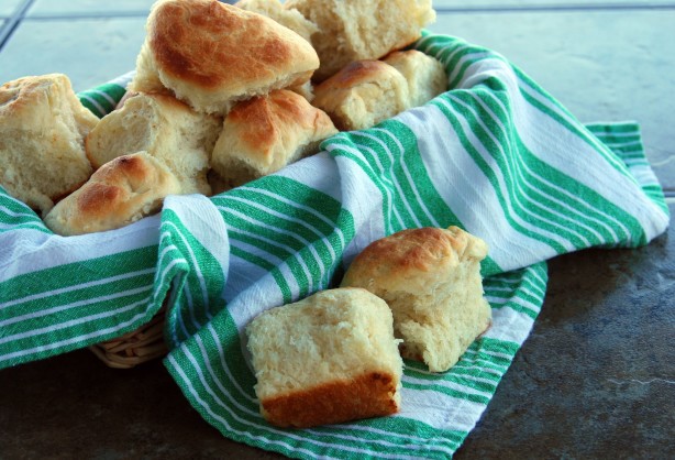 American Buttery Yeast Rolls 1 Dessert