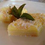 American Delicious Cake with Lemon Cream Appetizer