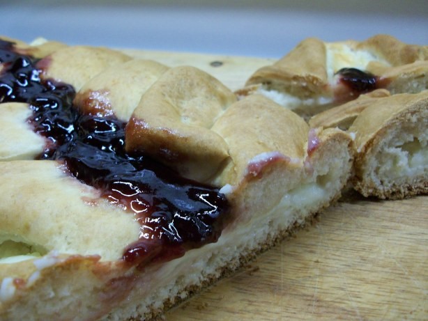 American Jam and Cheesecake Loaf Appetizer