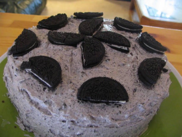 British Cookies N Cream Dream Cake Dessert