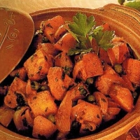 Pakistani Potato And Pea Curry Dinner