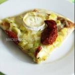 Pizza with Aubergines Leek and Goat Cheese recipe