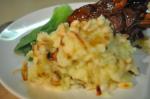 American Mashed Potatoes with Onions and Pine Nuts Appetizer