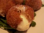 American Fried Bocconcini With Spicy Tomato Sauce Appetizer