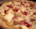 American Maces Greek Chicken Pizza Dinner