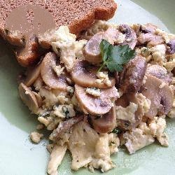 Australian Scrambled Eggs with Mushrooms 2 Breakfast