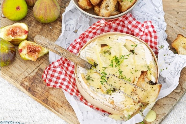 Australian Thyme and Garlic Baked Brie Recipe Appetizer