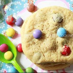 Canadian Cookies to Smarties Trademark Dessert