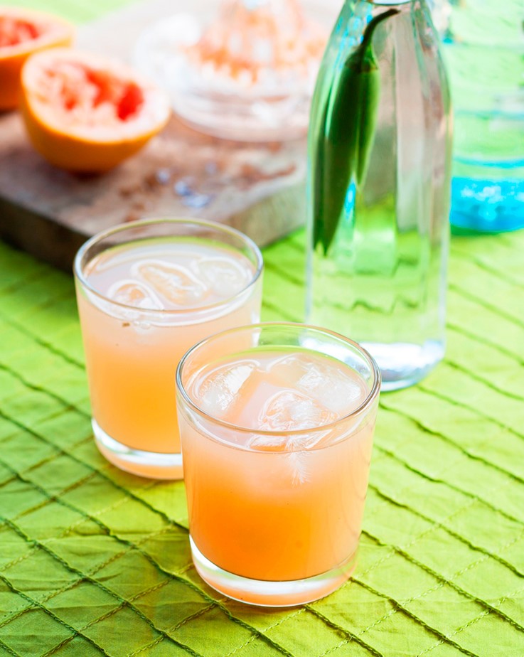 Australian Spiced Rum and Grapefruit Drink Appetizer