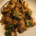 American Tofu and Broccoli with Peanut Sauce Dinner