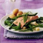Australian Boiled Salmon with Asparagus and Mangetout Dinner
