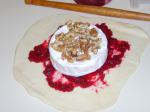Canadian Cranberry and Walnut Baked Brie Appetizer