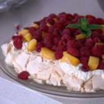 American Basic Recipe for Pavlova Dessert