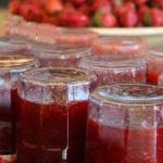 Canadian Strawberry Jam Easy Dessert