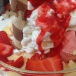 British Strawberry Ice Cream with Marshmallowsmeringues Dessert