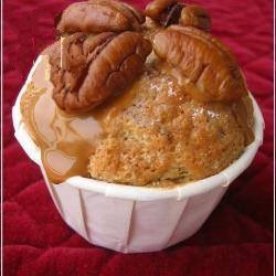 Canadian Muffins of Walnuts and Honey Maple Dessert