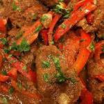 Australian Stirfry Dish with Beef and Red Peppers Appetizer