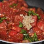 Italian Italian Sauce of Tomato Chili and Basil Appetizer