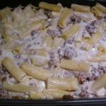 Egyptian Gratin of Pasta to the Minced Meat and Bechamel Dinner