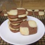 British Biscuits in Checcurboard Dessert