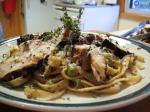 American Jerk Chicken With Pasta and Peas Appetizer