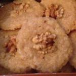 British Walnut Cookies with Maple Syrup Dessert