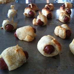 Canadian Mini Hot Dog for the Aperitif Appetizer