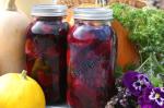 American English Style Pickled Beets by the Jar Appetizer