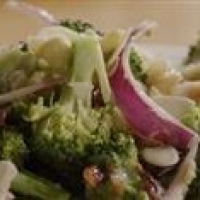 Broccoli Mushroom and Red Pepper salad recipe