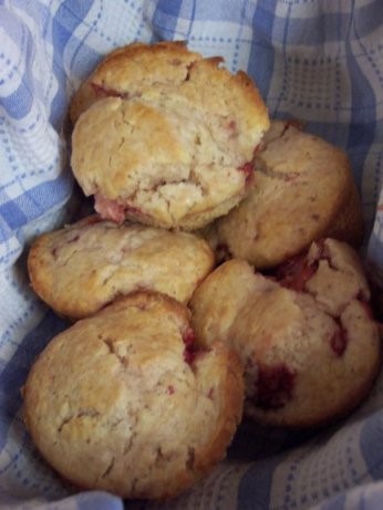 American Strawberry Muffins 12 Dessert