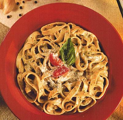Italian Pasta with Creamy Pesto Sauce Dinner
