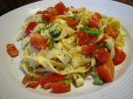 Canadian Fettuccine Tomato and Basil Salad Appetizer