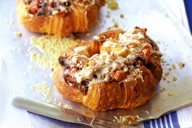 American Spicy Stuffed Sausage and Cheese Croissants Recipe Appetizer