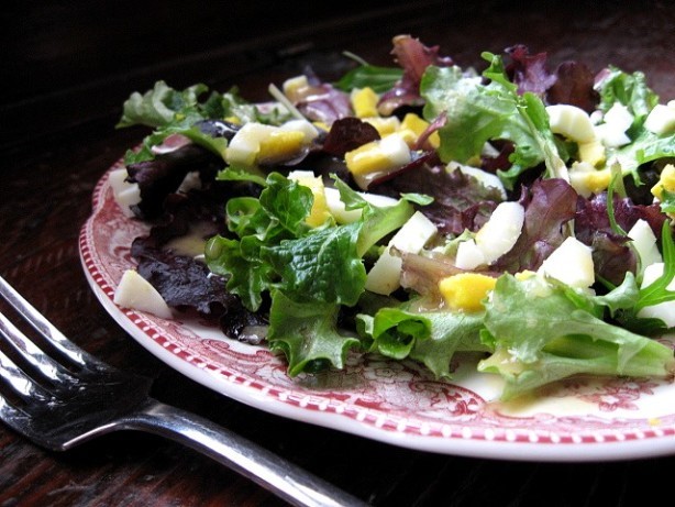 American Baby Greens with Mustard Vinaigrette Appetizer