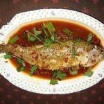 Chinese Freshwater Fish with Chili Sauce on Chinese Art Appetizer