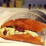 American Salmon Fill with Pesto and Dried Tomatoes Appetizer