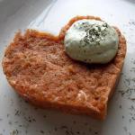 Canadian Tartar of Salmon to the Cream of Basil Appetizer