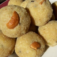 Arabic Energy Balls Dessert