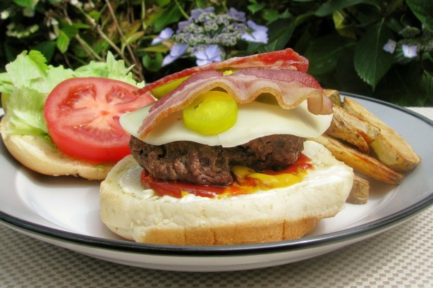 American Jalapeno Bacon Cheeseburgers Appetizer