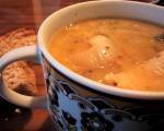 American Slowcooked White Chili With Chicken Appetizer